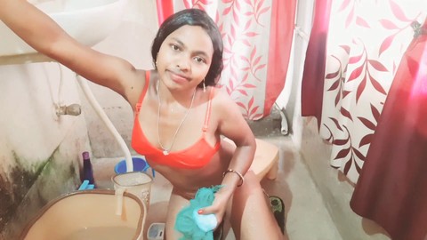 Des femmes magnifiques qui font sensation avec leurs bikinis sexy et qui font tourner les têtes !