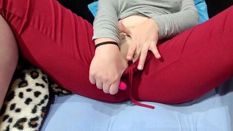 Mädchen masturbiert zum orgasmus, echter orgasmus, pervers