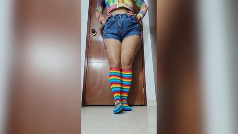 Un footjob divin pour les amoureux de mes petites plantes de pieds soumis