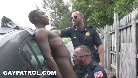 Fuck-the-police, ユニフォーム, リアリティ