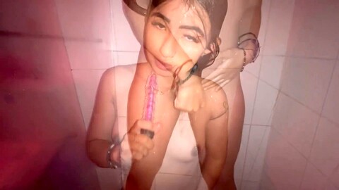 Je me fais plaisir pendant que je suis aux toilettes !